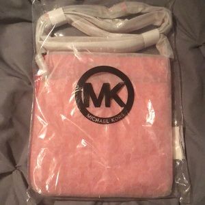 Michael Kors Riley Crossbody
